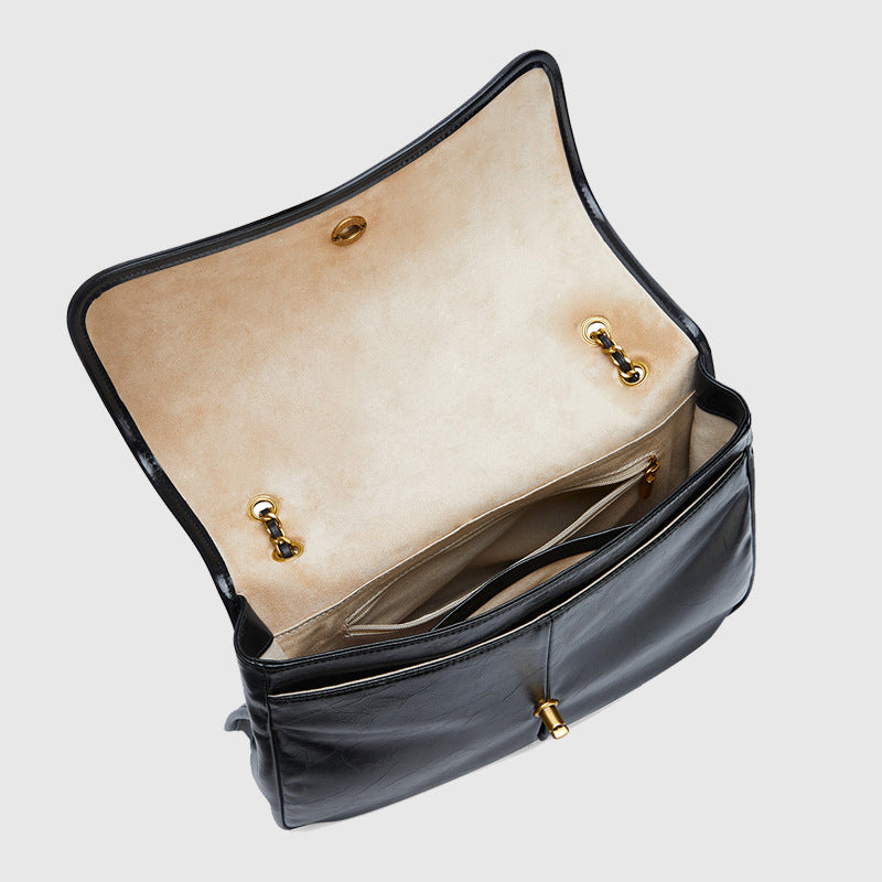 Elegant Chain Large Capacity Commuter Underarm Tote Bags