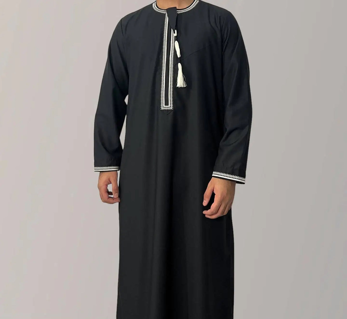 Men's Embroidered Long-Sleeve Thobe