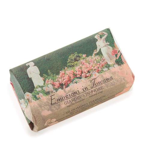 Nesti Dante Blooming Gardens Soap 250 g