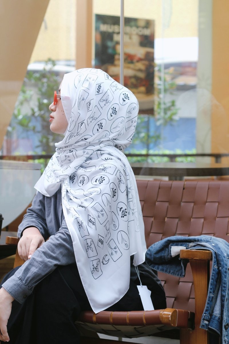Versatile Minimalist Printed Hijab (MH090)